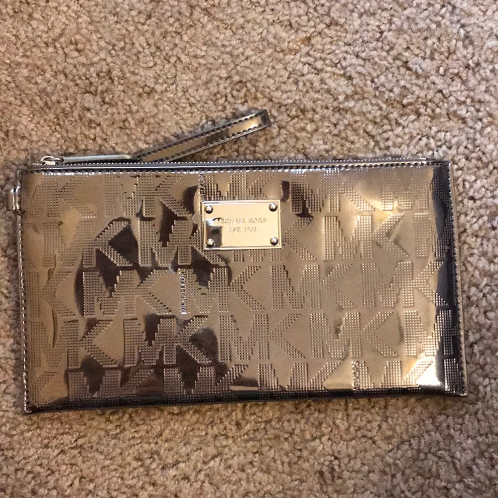 Michael Kors Wristlet